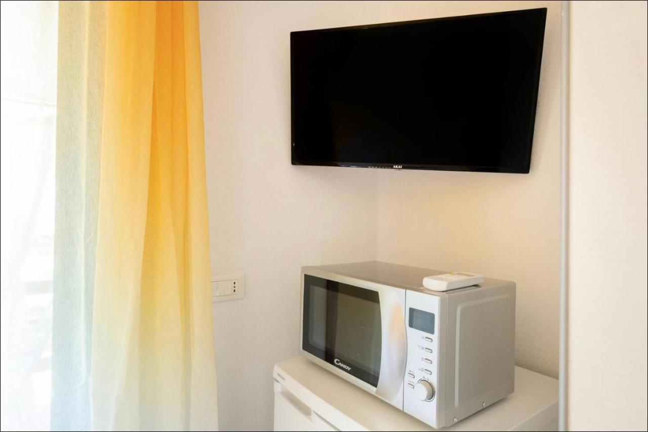 Casa Sharon Appartamento Vista Mare Ad Olbia Bagian luar foto