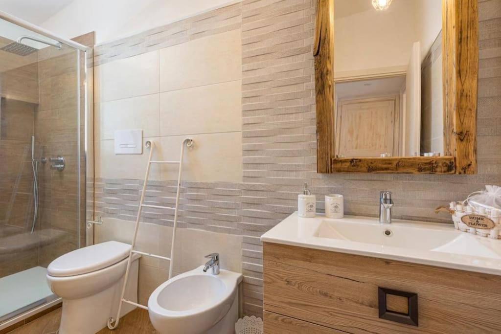 Casa Sharon Appartamento Vista Mare Ad Olbia Bagian luar foto